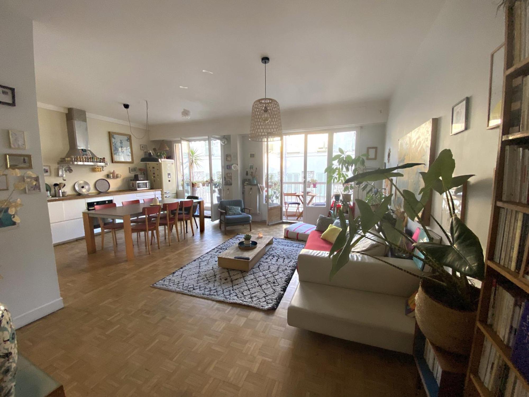 Sunny Garibaldi Port, Free Private Parking Appartement